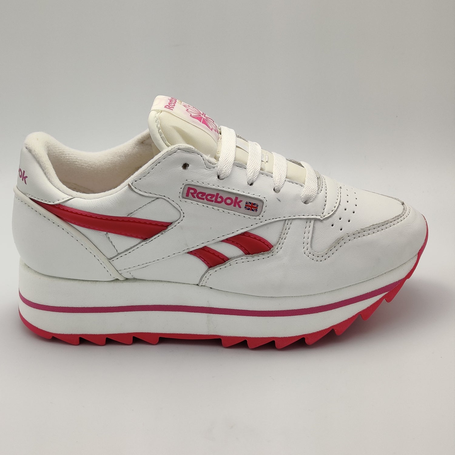 flydende Nu Shipley Reebok Womens Classic Leather Tuity Fruit Retro Trainers - White - UK –  Sutton Sports