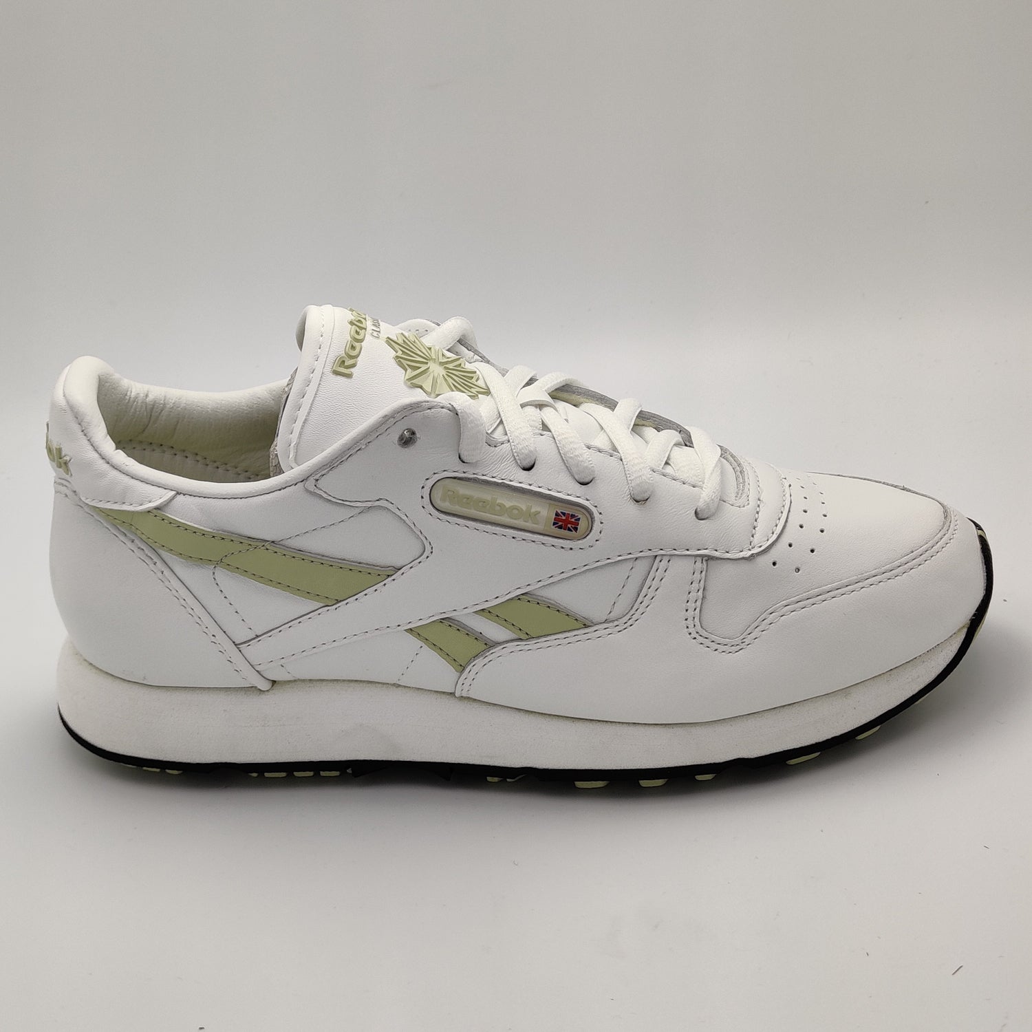 Womens Classic Leather Racer Retro - White/Gold - UK 4 – Sutton