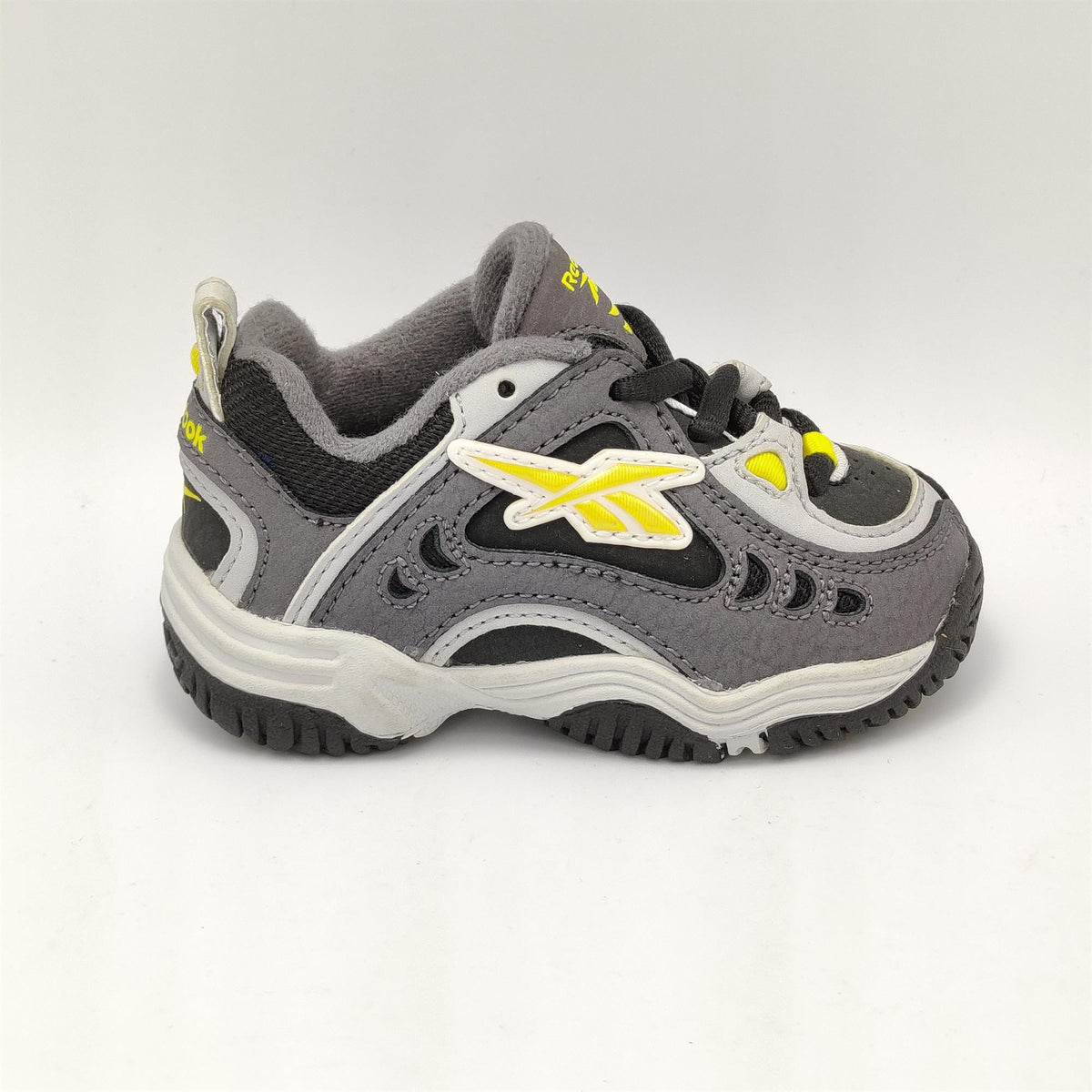 Reebok Infant Retro Cushioned Lightweight Trainers - Grey - UK K3.5