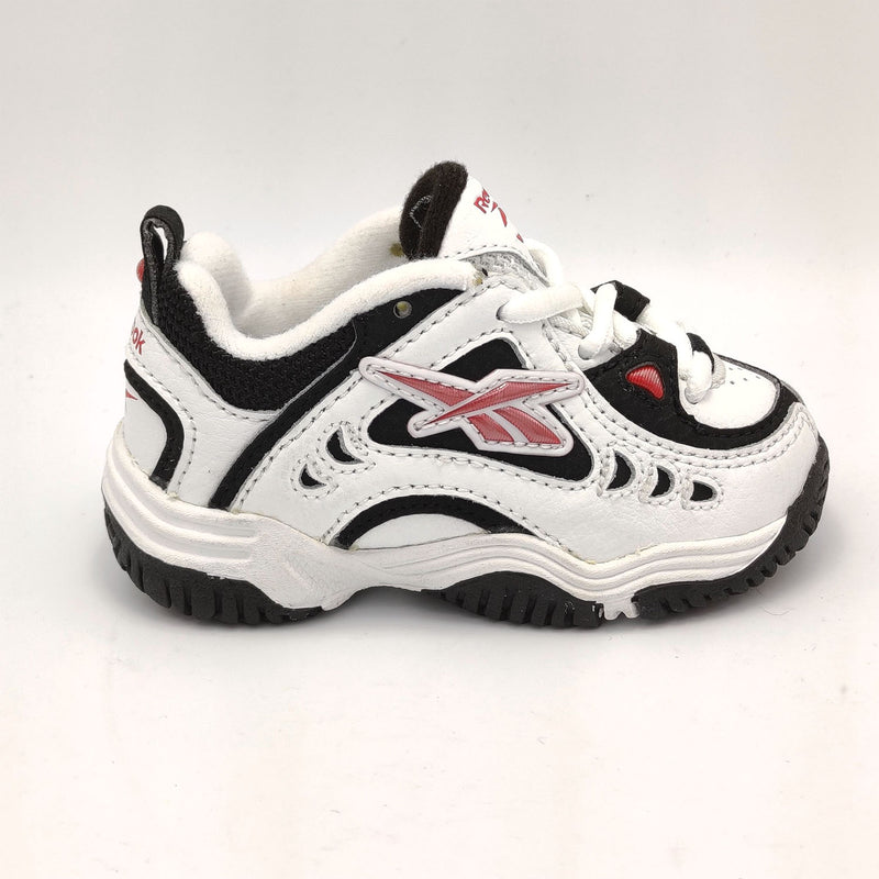 Infant on sale reebok shoes